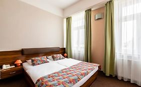 Star Hotel By Mellow Mood Hotels